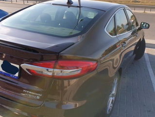 Ford Fusion foto 5