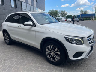 Mercedes GLC foto 2