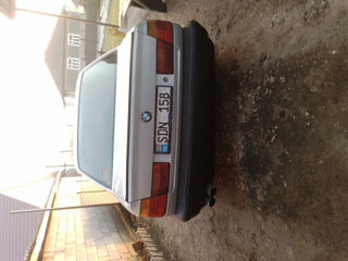 BMW 5 Series foto 3