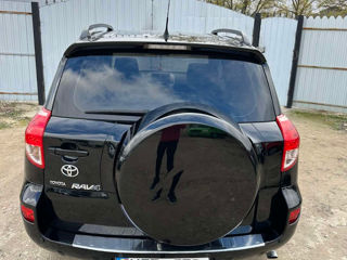 Toyota Rav 4 foto 4