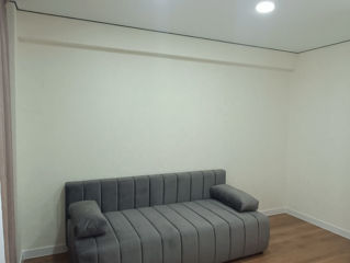 Apartament cu 2 camere, 54 m², Sculeni, Chișinău foto 5