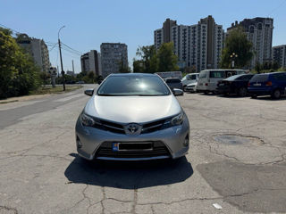 Toyota Auris foto 2