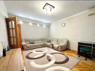 Apartament cu 3 camere, 77 m², Botanica, Chișinău foto 3