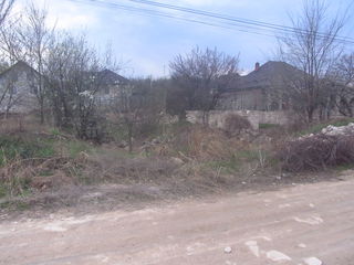 Продается 8,5 соток земли под строительсво в 150м. от трассы Кишинев- Оргеев foto 2