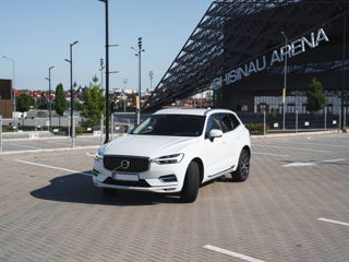 Volvo XC60 foto 1