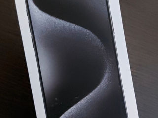 Vând nou sigilat iPhone 15 Pro Max,Black Titanium 256GB