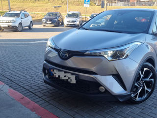 Toyota C-HR foto 4