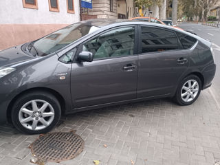 Toyota Prius foto 1