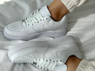 Nike air force white foto 2