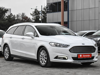 Ford Mondeo foto 1