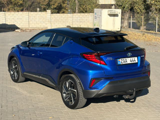 Toyota C-HR foto 4