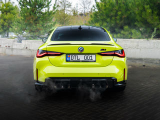 BMW M4 foto 9