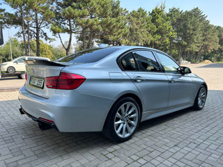 BMW 3 Series foto 4