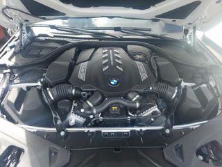 BMW 8 Series foto 9