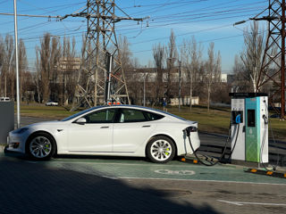 Tesla Model S foto 5