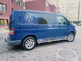 Volkswagen Transporter foto 2