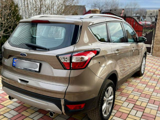 Ford Kuga foto 5