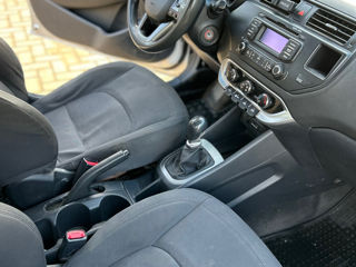 KIA Rio foto 7