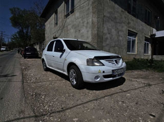 Dacia Logan foto 5