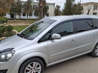 Opel Zafira foto 5