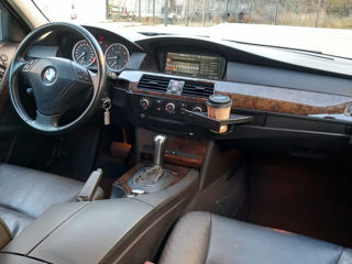 BMW 5 Series foto 8