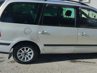 Volkswagen Sharan foto 5