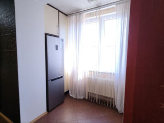 Apartament cu 3 camere, 71 m², Râșcani, Chișinău foto 3