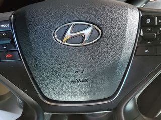 Hyundai Sonata foto 7