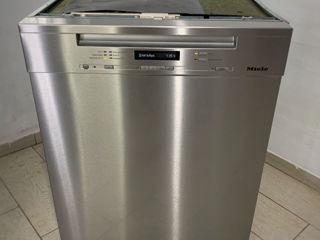 Посудомоечная машина Miele G6365 с фасадом в нержавейке