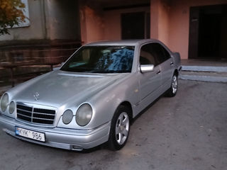 Mercedes E-Class