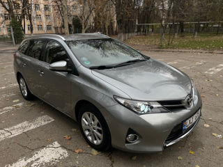 Toyota Auris foto 3