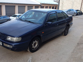 Volkswagen Passat foto 2