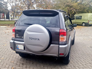 Toyota Rav 4 foto 3