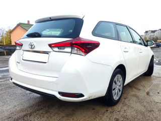 Toyota Auris foto 2