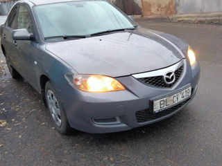 Mazda 3 foto 2