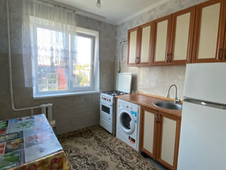 Apartament cu 2 camere, 42 m², Botanica, Chișinău