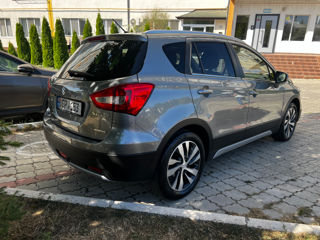 Suzuki S-Cross foto 6