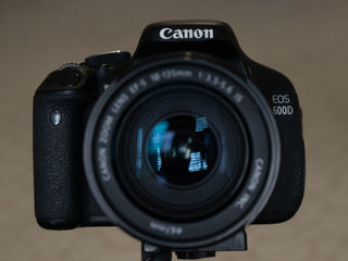 Продаю фотоаппарат Canon EOS 600D foto 1