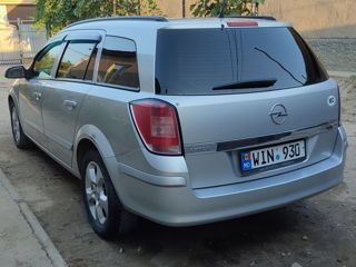 Opel Astra foto 3