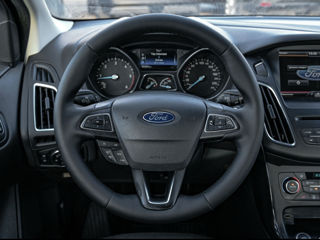 Ford Focus foto 9