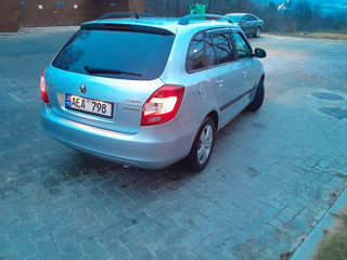 Skoda Fabia foto 2