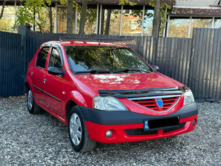 Dacia Logan foto 3