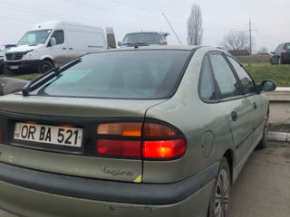 Renault Laguna foto 3