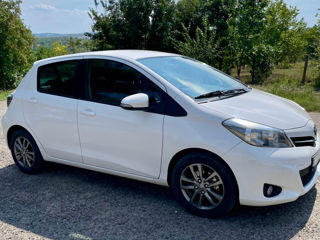 Toyota Yaris foto 3