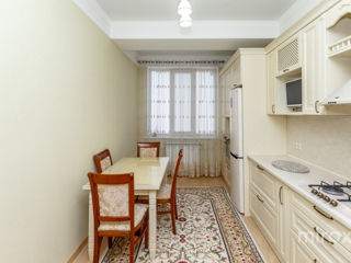 Apartament cu 2 camere, 73 m², Botanica, Chișinău foto 9
