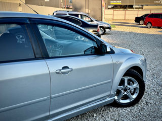 Ford Focus foto 6