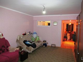 Apartament cu 1 cameră pentru o familie tînără, mobilat foto 2