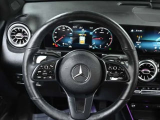 Mercedes GLB foto 9