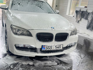 BMW 7 Series foto 4