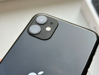 iPhone 11 64GB Black foto 2